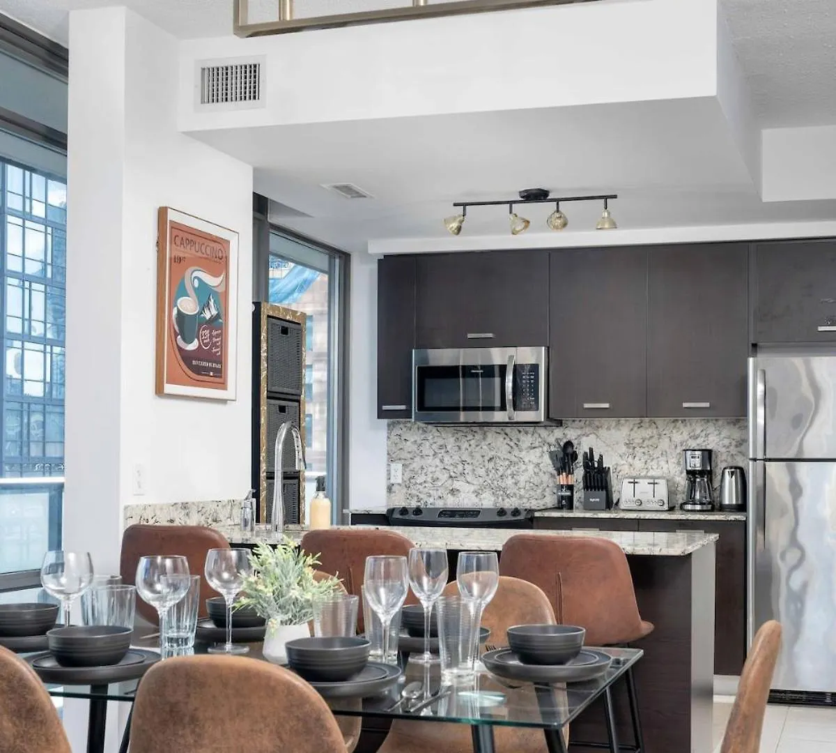 Large 2Br On Bay Street 4 Beds With Balcony Apartment Toronto 0*,