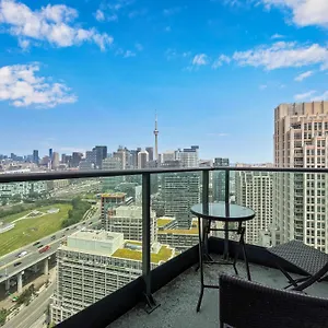 Appartement 2 Bedroom Waterfront Downtown W/ Free Parking, Toronto